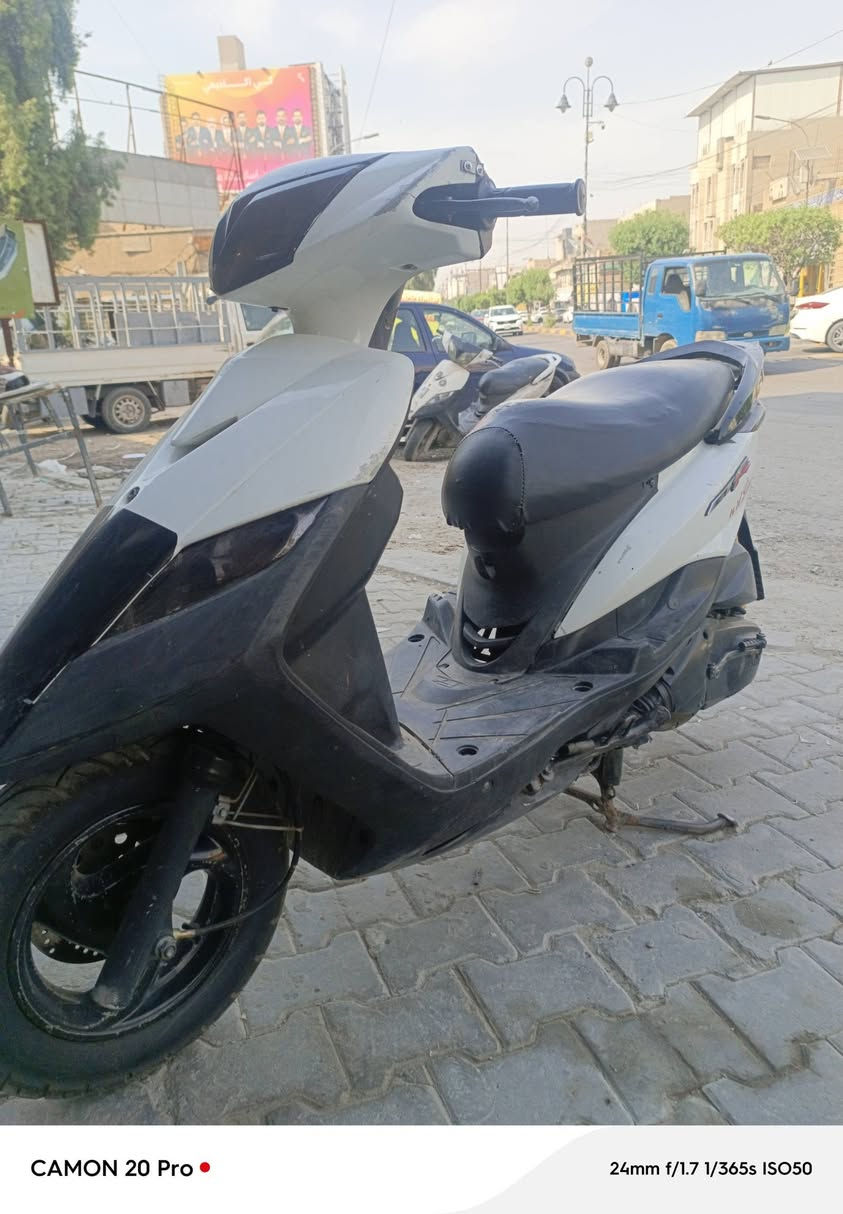 دراجه ماكس ثعلب دراجه كامله مكمله تجي وتفحص جيب فيتر وياك دراجه نكره سلف خير من الله كهربائيات كله شغاله ما عدا العداد ومال بانزين دراجه مكانه الكاظمية السعر 700 وبيه مجال الطيبين رقمي ***********
