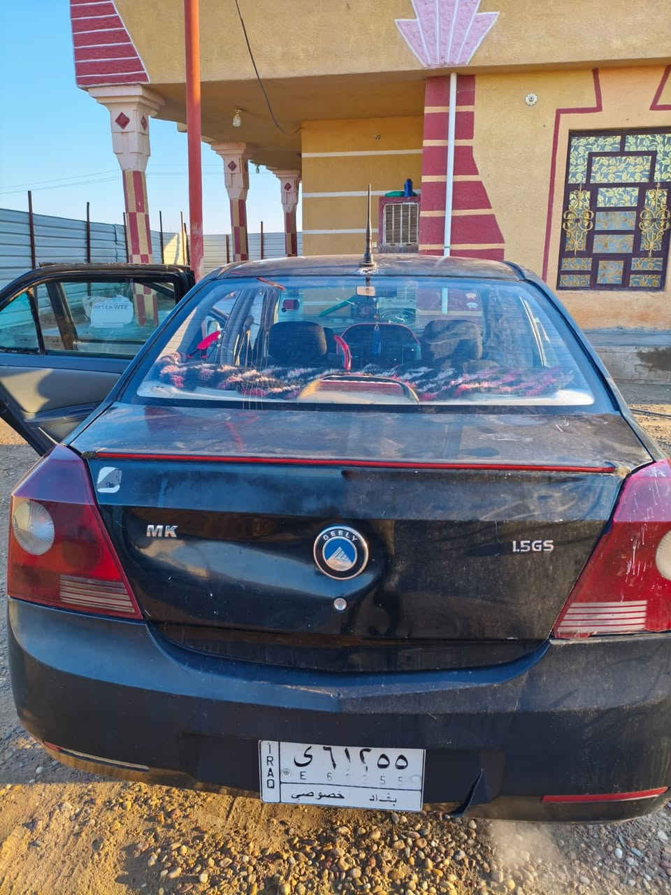 سلام عليكم شيرلي صيني   البيع صدر تبريد بس محركها كيان لاستيك ولف سياره حلوه وخير من الله كهربائيات كلها شغاله العنون بغداد تاجي السعر 30 وبيها مجال***********
