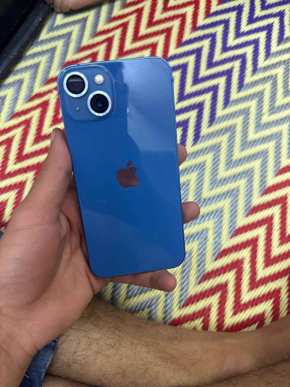 ايفون 13عادي نضيف مال بيت  مبدل شاشة اصلية من ابل باقي تفاصيل بصور  مكاني مدينة شارع الاسفنج يم جامع الحكمة رقمي *********** سعرة 370وبي مجال حك جية
