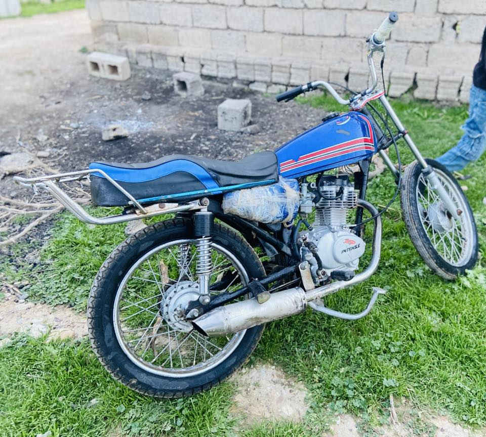 سلام عليكم…
دراجه انتنس للبيع موديل 24السعر 300وبيه مجال للطيبين 
الرقم :0782328699


**إذا كنت صاحب هذا الإعلان وتريد حذفه لأي سبب، رجاءا أرسل رسالة إلى الدعم الفني**