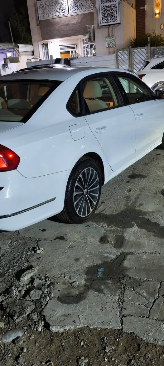 السلام عليكم سياره فولكس واكن باسات موديل 18 محرك 2.0 توربو وارد امريكا حادث جاملغ وبنيد بدون دواخل وصور الحادث مرفقه كشن كهرباء رادار خلفي وجانبي كاميرا ويل 18 لايت عدسات واشارات لكزز جاهزه وحتى السيرفس مال محرك طافي وعالبانزين العادي  وكامله مكمله بسمي رقم بغداد موجوده في حي القادسيه السعر147 ورقة ومجال بسيط رقمي للتواصل *********** بغداد, العراق
