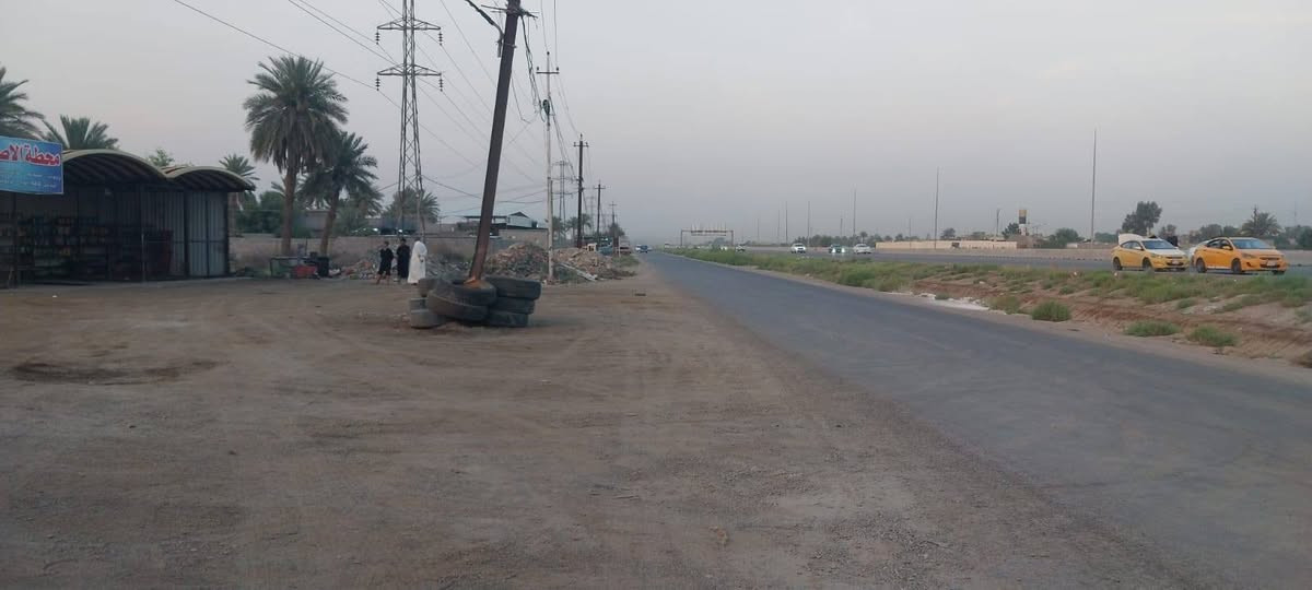 السلام عليكم كراج غسل للبيع الموقع بغداد ابو غريب خط سريع يبعد عن محطة جوهرة العدنان كيلو محادد ارض  الديوان للاستفسار الاتصال على الرقم 

***********
***********
