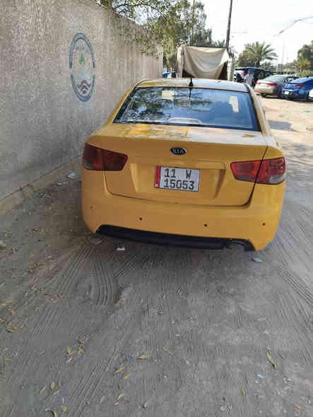 السلام عليكم
سيراتو 2013
خليجي 
كير 6نمر 
سياره لا تنقيص ولا تبخير 
كير جديد 
85وبيه مجال 
مكان سياره بغداد 
***********
