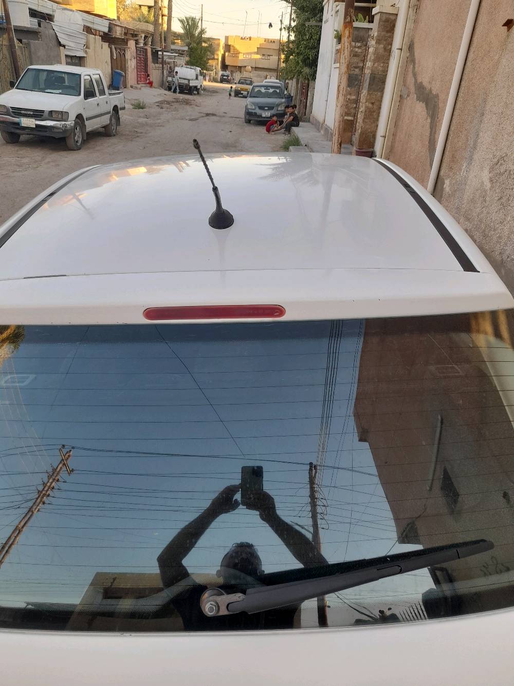 السلام عليكم بيجو فرنسي 307/دزان 2008كير ومحرك1600 وتبريد خير من الله صدر جديد دبلات خلفي جديد داينموو وباتري جديد شاشه قايش داينمو وقايش تايمكيس جديد بس بيهه ضربه بصفحت العبري بدوسه سياره جاهزه رقم بغداد الماني  السنويه لسنه 2029 متواجد في جانب الكرخ واتساب ***********
السعر52وبيهه مجال
