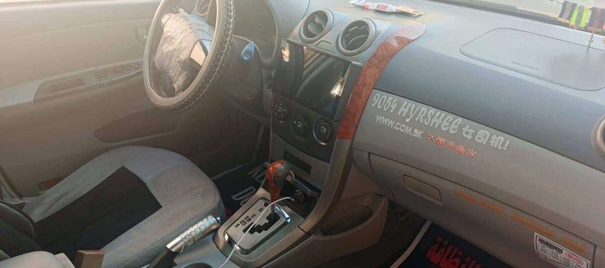 السلام عليكم
بيوايدي موديل 2013

فول مواصفات 

كير ومكينه كورلا نحله 1800

تبريد منضومه كامله جديده 
بيه جاملغ مطخوخ وباب  مطخوخ 

السعر 42 وبيه مجال  

الاتصال ***********
