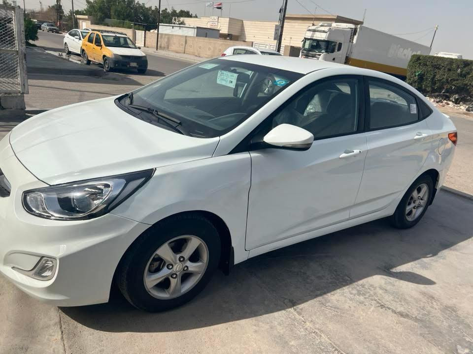 سلام عليكم سيارة اكسنت للبيع 
موديل 2011 السيارة خليجية 
السيارة كلش نظيفة 
السعر خاص 
الرقم ***********
