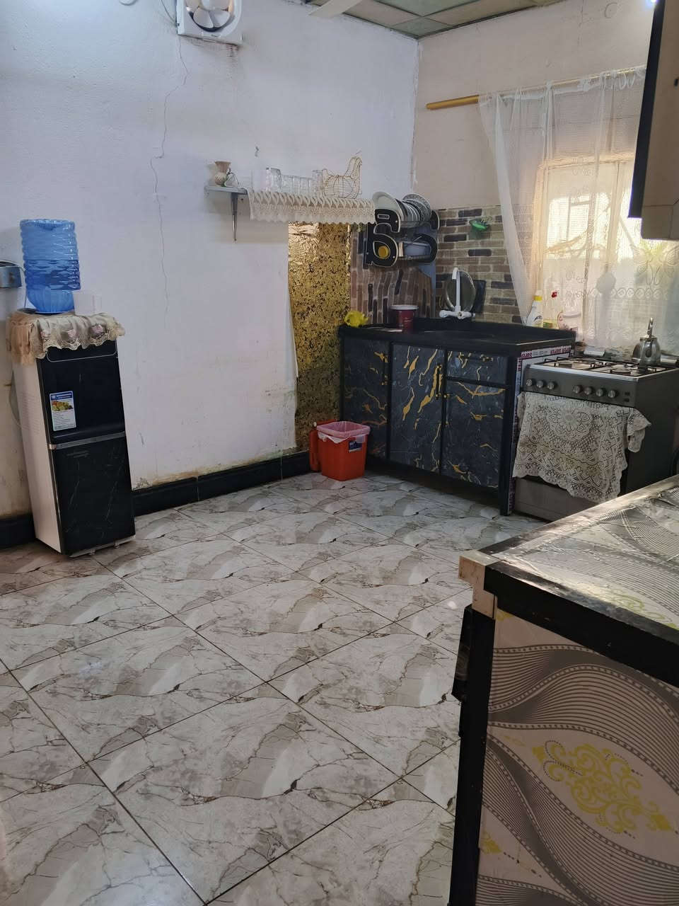بيت زراعي للبيع في أم الصافير 150 غرفتين وصاله ومطبخ وحمام داخلي وبراني وتوليت خارجية لتواصل اتصل على  الرقم التالي *********** شارع الحسينيه الامام الرظا بناء بلوك السعر مناسب مجاري ماء كهرباء انترنيت ظوئي
