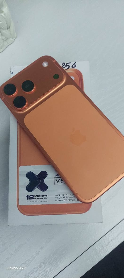 السلام عليكم
ايفون 17 برو ماكس ايسم بدون شريحه 
هارد 256
نظافه 100/100
نسبه البطاريه 100
عدد دورات الشحن 10
كامل ملحقاه
السعر مليون 875 
***********
