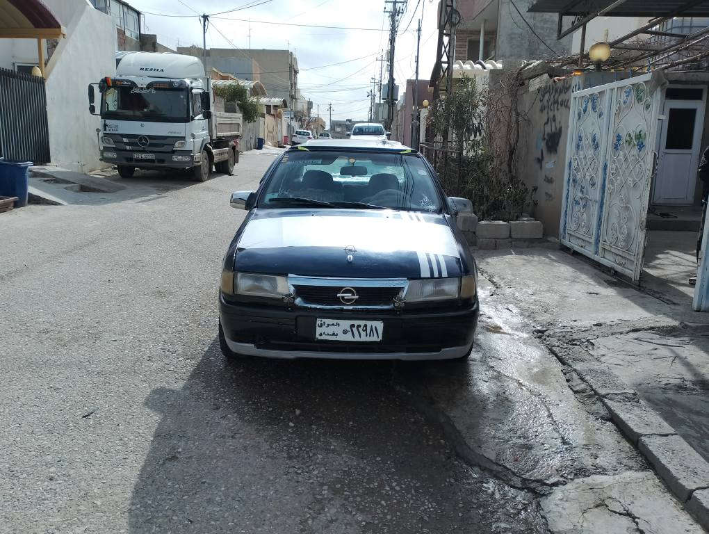 ئۆپڵ ڤیکتڕا1992
مەکینە20گێڕعادی
ئاڕ م سۆران بەڕەسم بەڵام ئاڕمەکەزۆر خاوێن ماوەیەک ژمارەشی خەڵەت نیەبەشەرتی ئەولیات
 بێ دەعمەبەس پشتی لای سایەق کەمەکی هەیە
توندوتۆلەبەگشتی سەیارەکە
جوانەوجاهیزەبەس مەکینەی 
دوکەلی هەیەلەزەخت بەڵام
وەک سەعاتی ئیش دەکا
بێ دەنگە..کارەبای زۆری ئیش دەکاسعری..13$..مجالێکی زۆرکەم.شوێن.هەولێر بەحرکە
ژ.م...***********
سەوداناکەم نیە أربيل, العراق
