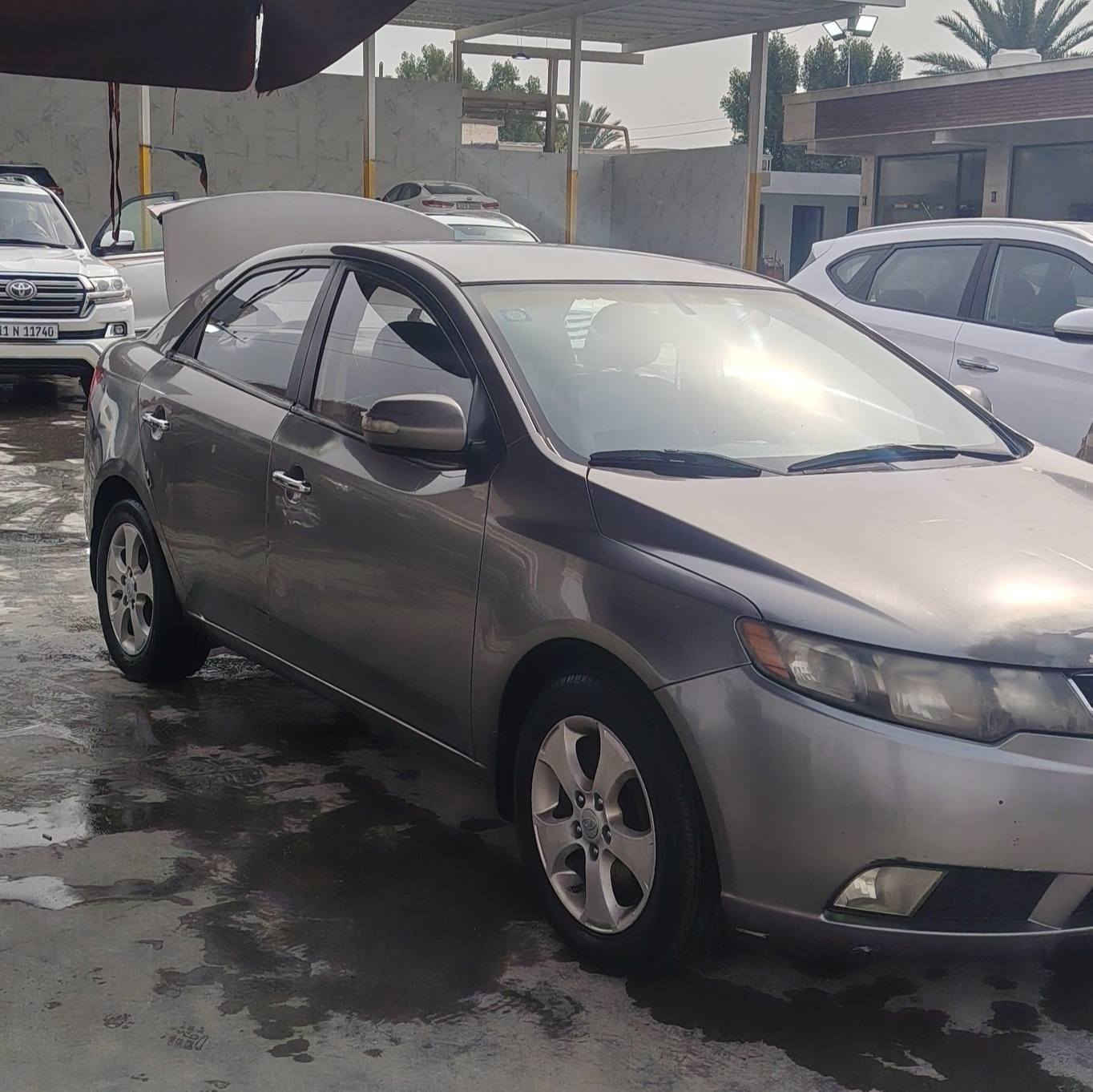 فورتي 2010 باسمي
محرك 1600 كفاله لا فتح ولا تنقيص ولا تبخير جديد

كير كفاله

بصمه تشغيل وأبواب  + تحكمات
مري شفط 

رادار خلفي

بيها بس المذكور بالسونار

السعر 95 قابل للتفاوض

***********
