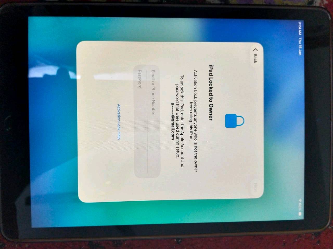 سلام عليكم ايباد9 نضيف ذاكره 64 بطارية 92 مجرد مقفول اي كلاود 150 قفل 