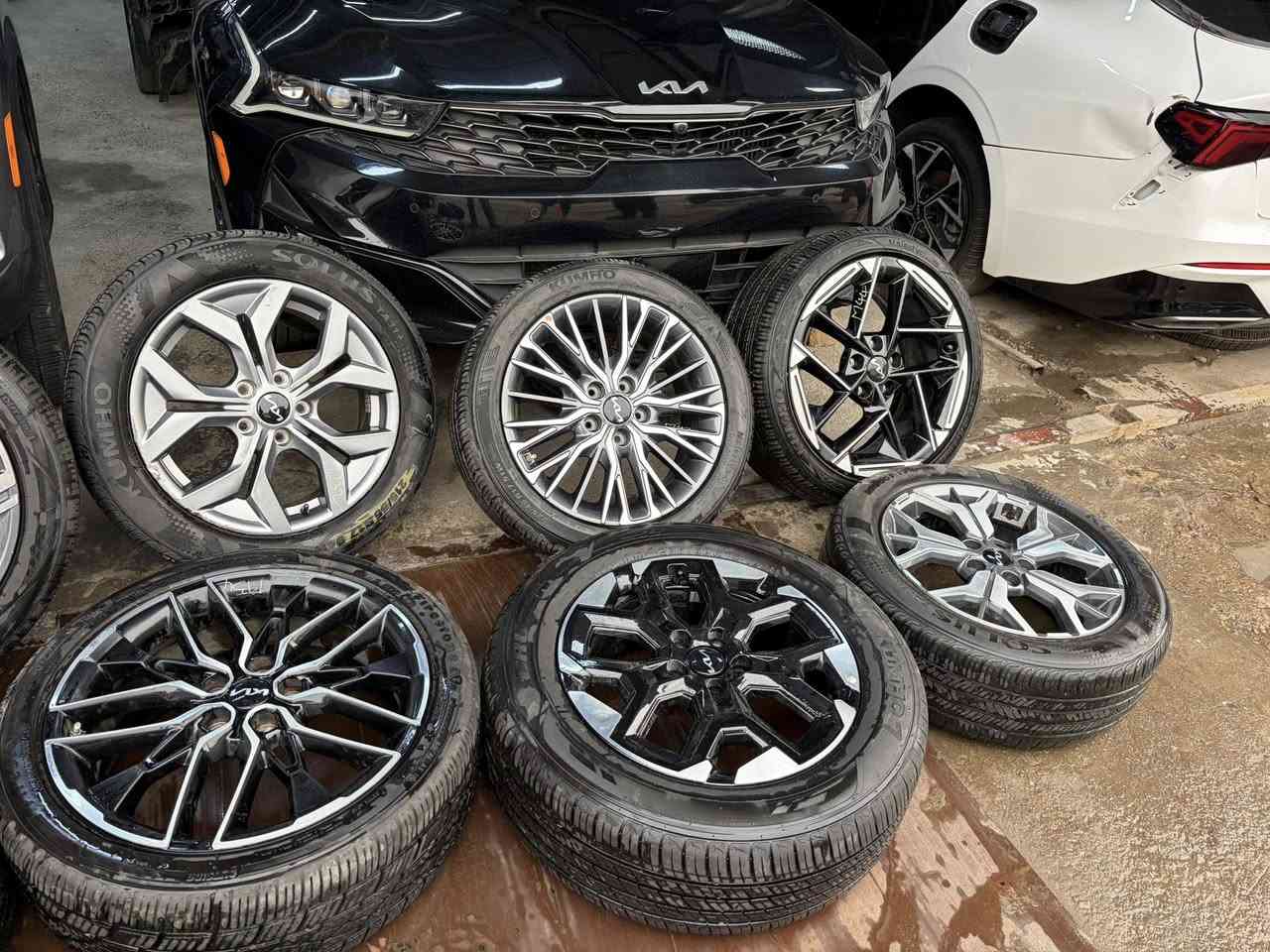 عرض لفترة محدودة

توكسان 2025
ڤنيو 2024
فورتي 2024
K4 جميع الفئات 2025
النترا 2025
K5 2025
K5 2024GT
سيلتوس 2024
كونا N 2025
نيرو 2024

ويل كب مع إطار مع حساس 
عنوان المحل بغداد
سوق بغداد القصر الأبيض 
محلات مصطفى الفرطوسي 
هاتف 
***********
