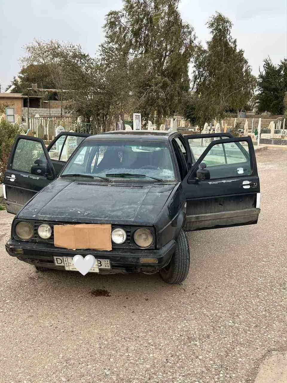 سلام عليكم كولف موديل 90 مكينه وكير شرط تاير باتري جديد سنويه ساقطه الرقم ***********
