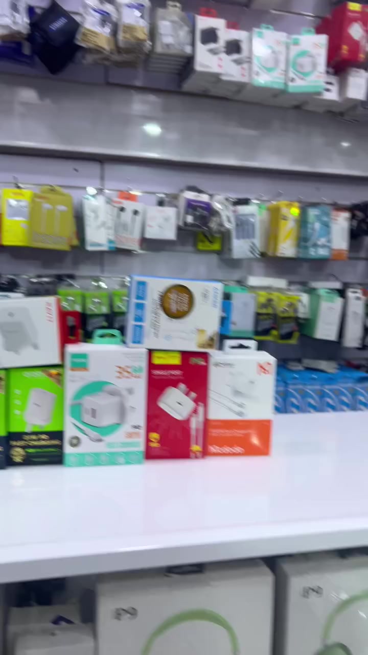 فقط جديد )خصم 20% من اليوم للعيد العنوان السوق الكبير كراج الجرناف مجاور علاء ابل الكص وهاب للنراكيل مقابيل كوفي باب الحاره مركز الريان للموبايل ***********
