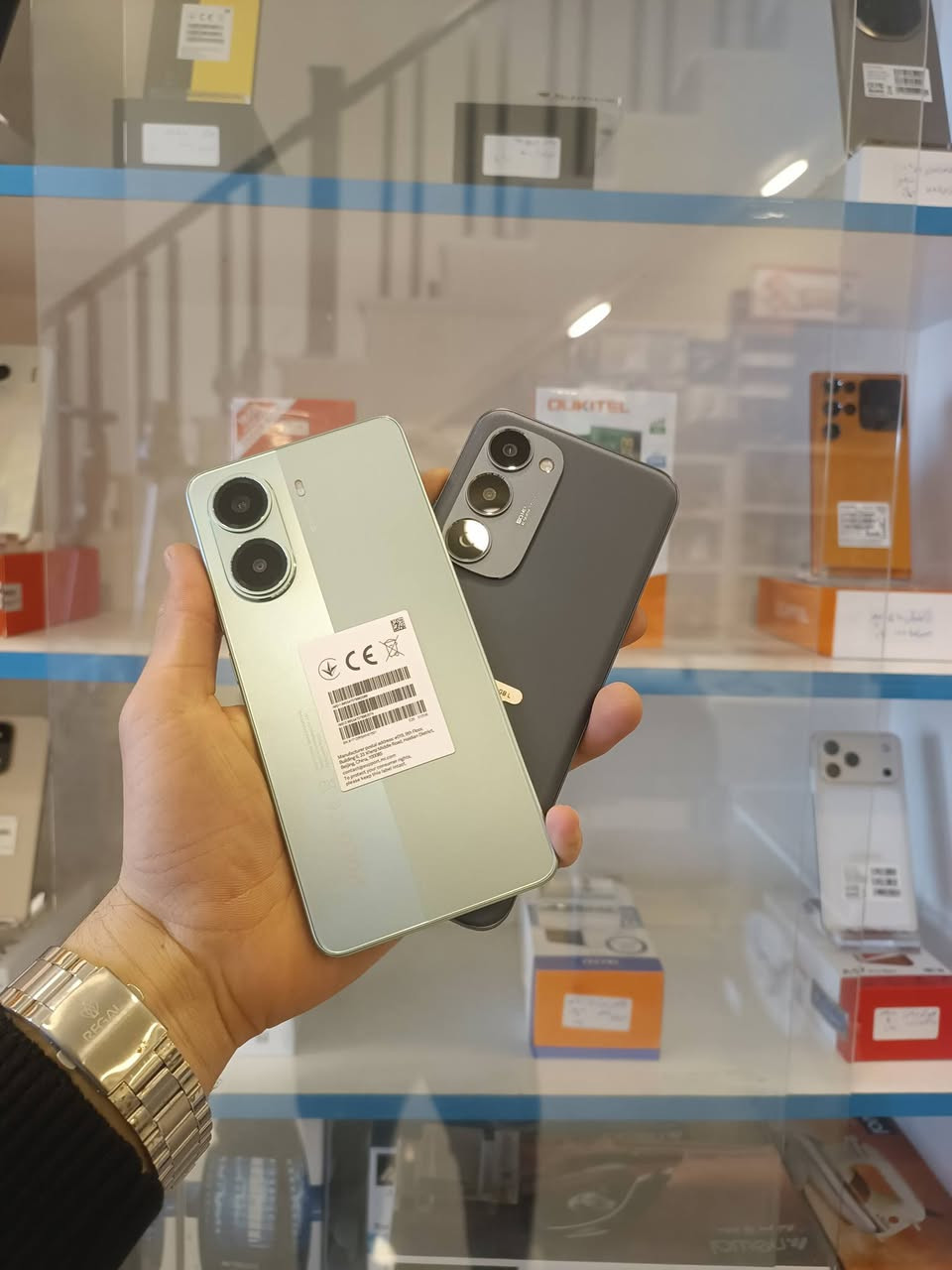 متوفره موبايلات 📱

لدى مجمع ابو محمد الحجامي  

ابو محمد الصراف الصراف 

ملاحظة: البيع نقدًا وبالتقسيط المريح ‬

العنوان 📍 :نجف الاشرف حي ميلاد شارع مزرعة سيد علي

التواصل : *********** - ***********
