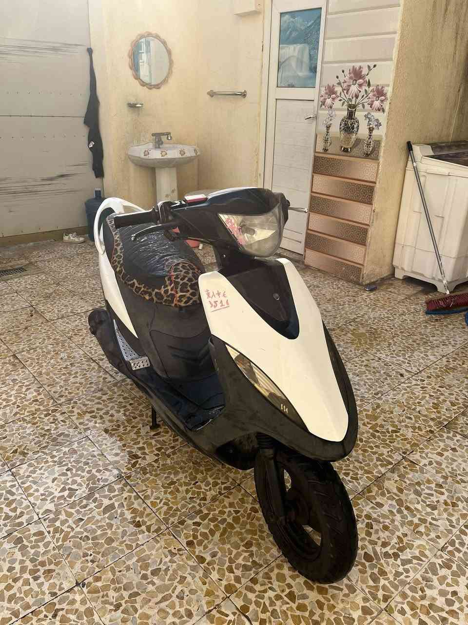 سلام عليكم
ماكس عدله صارلها شهرين من طالعه من رمبه ما مفتوح بيها برغيي شلعه ومعدل فول ب٨٥٠ وبيها مجال تواصل خاص


**إذا كنت صاحب هذا الإعلان وتريد حذفه لأي سبب، رجاءا أرسل رسالة إلى الدعم الفني**