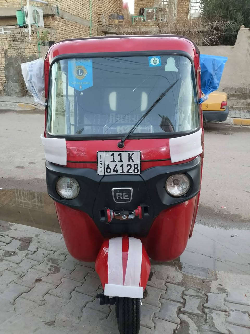 السلام عليكم تكتك للبيع موديل 2018 شهر 12 سنوية ورقم نكليزي تحويل ثاني مكينه مال 20 بيها معمره بيها دوس جاهزه من كلشي عنوان بغداد الحسينيه الراشدية ***********
