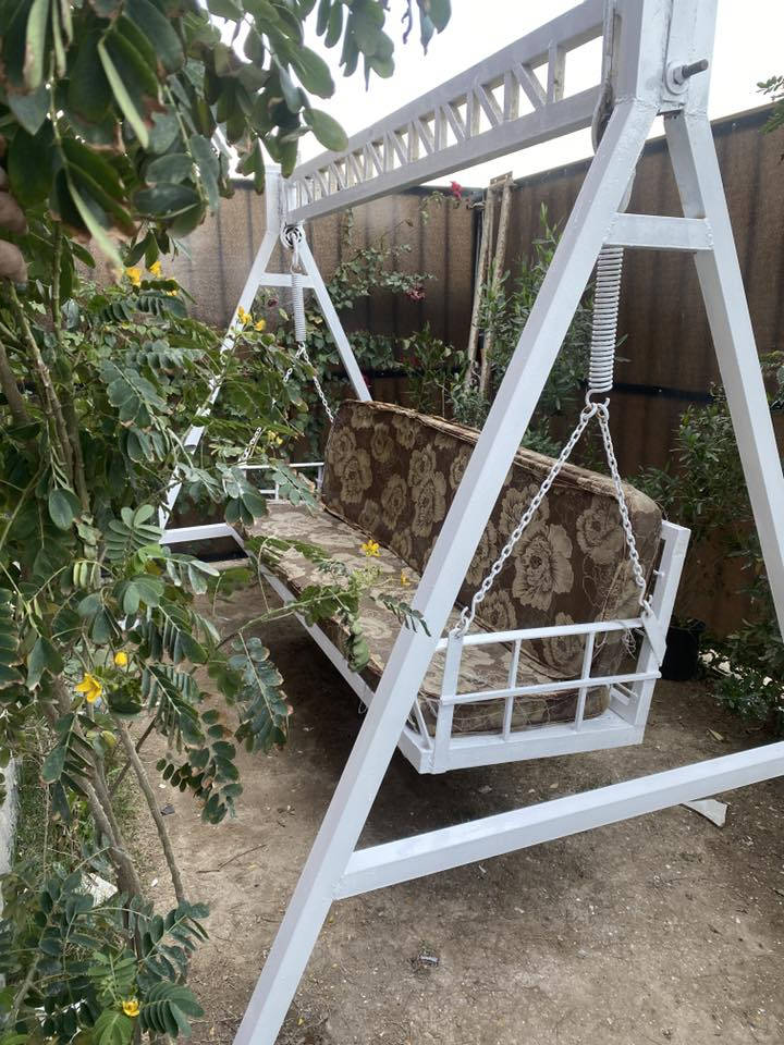 للبيع مكانها دوره حديد ثقيل ***********
