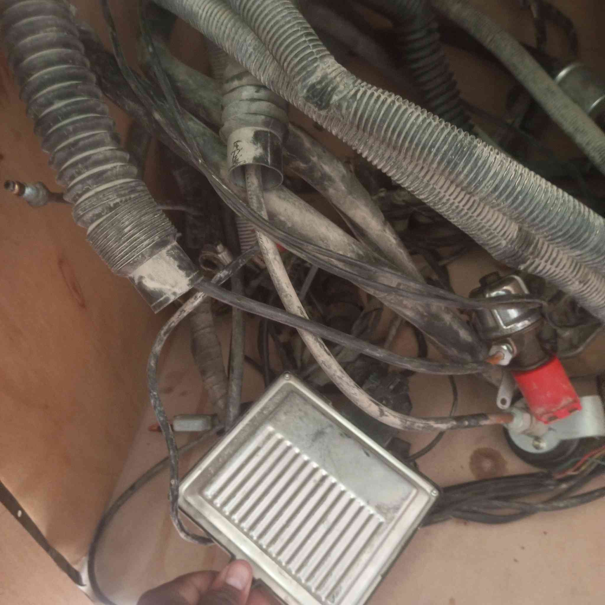 منضومه غاز كامله دبته 80 لتر للبيع ***********
