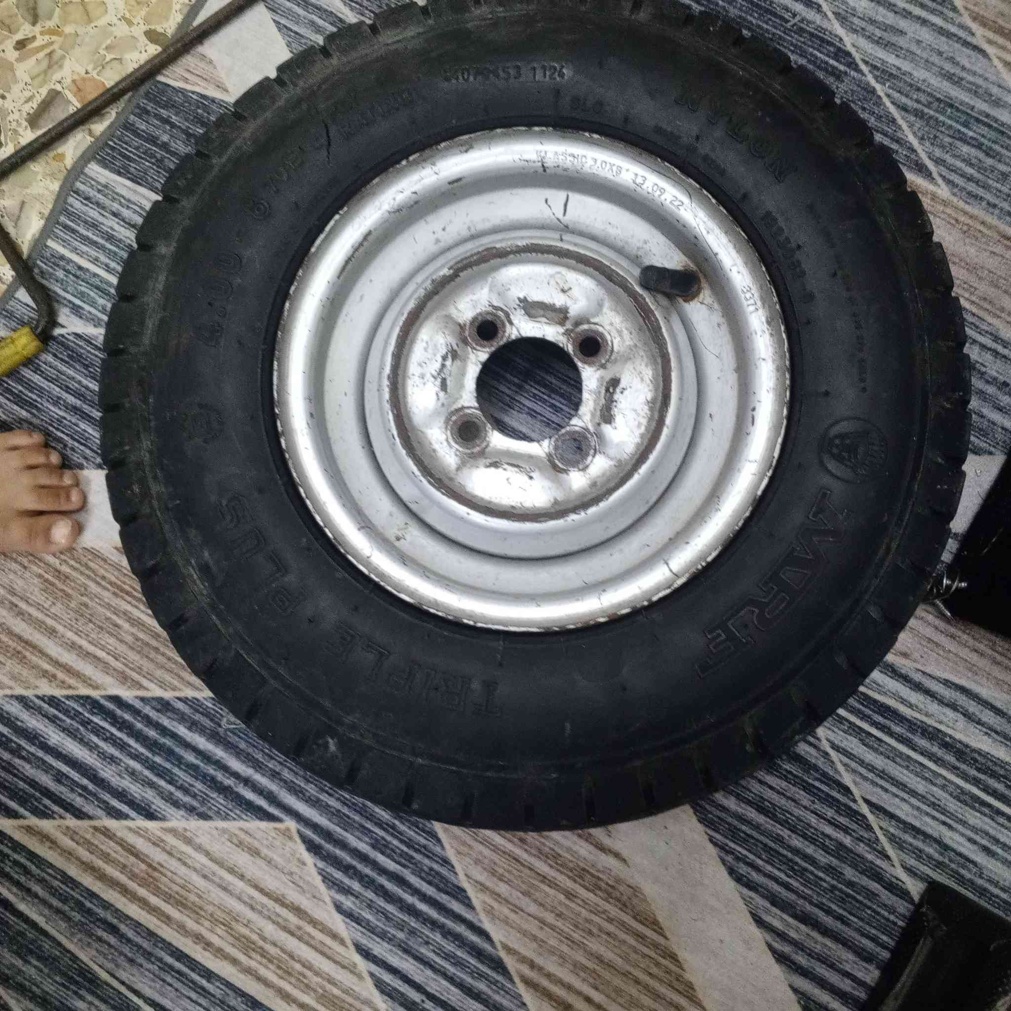 السلام عليكم مضخمات وسبيرات*********** جدد مستخدمات قليل  للبيع
