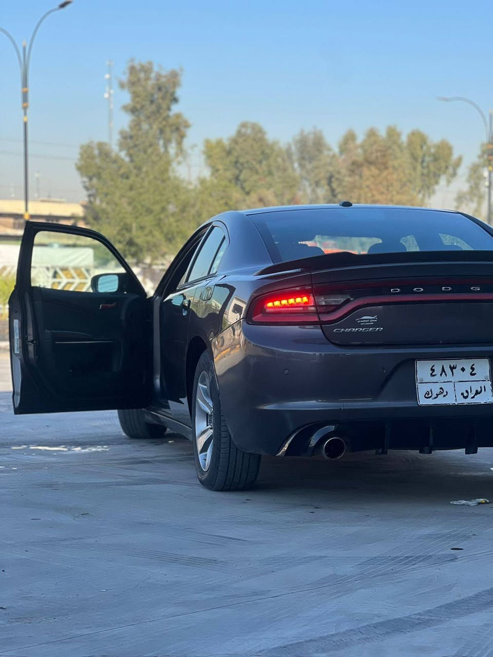 جارجر ٢٠١٥ رقم دهوك بيها صبغ ٥ قطع مكينه وكير شرط داخل جديد طخم سياره كامله شرط التحويل السعر ١٥٥ اتصال *********** $ ***********
