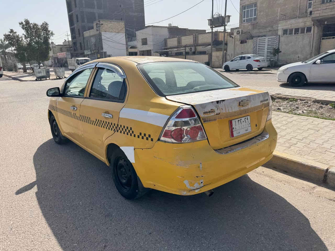 للبيع أفيو ٢٠١٠ مصفره هيه وغرامات محرك مفتوح كير عادي السياره جاهز على آخر حبه السعر ٣٧ مكاني معارض النجف السياره بلمعارض للستسفسار *********** النجف, العراق
