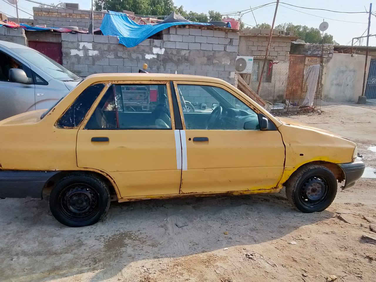 السلام عليكم سايبه للبيع 2012 السعر 900 ميه وبيه مجال ***********
