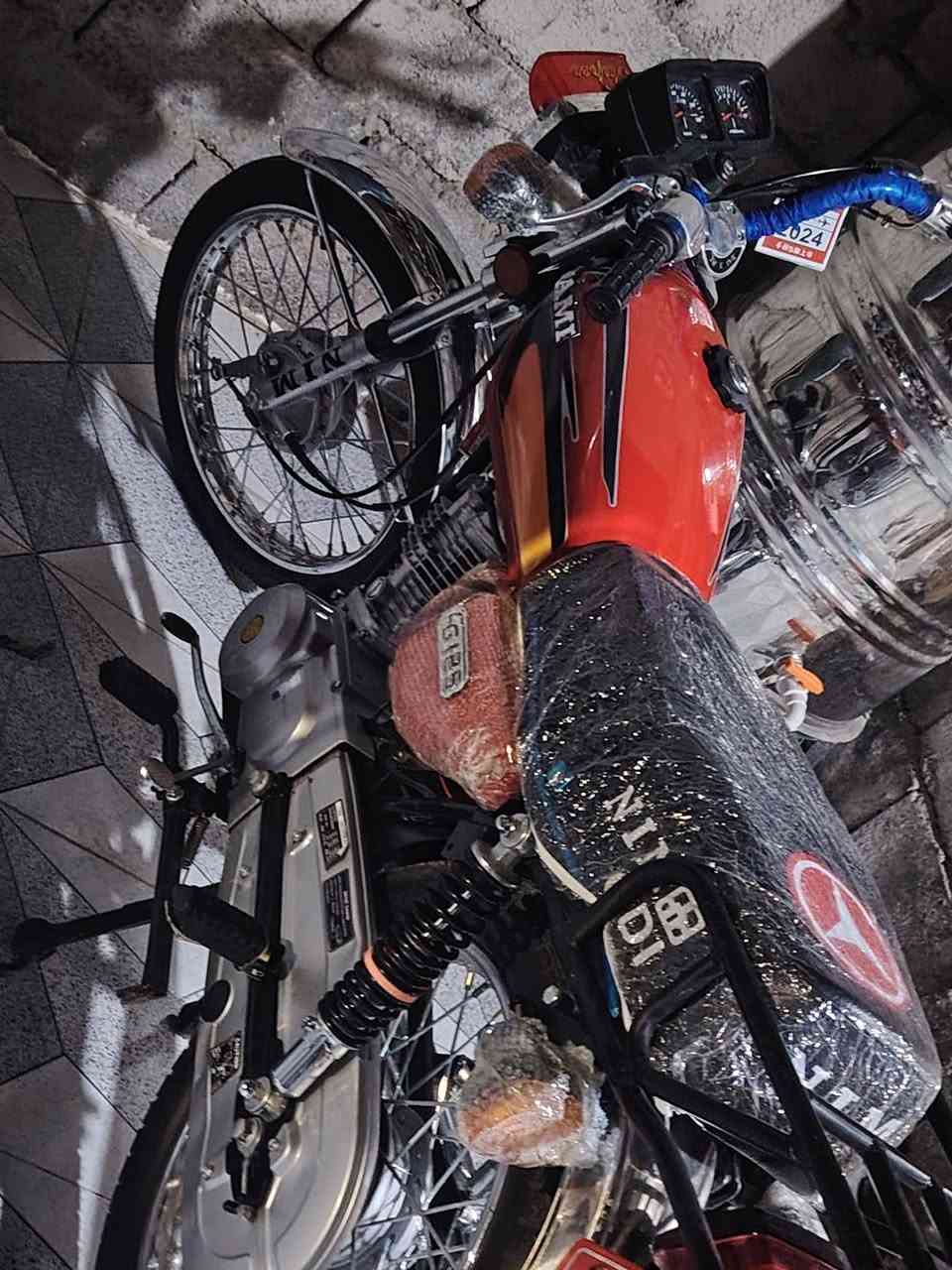 دايوان موديل 27 سكنر اول تبديلة دهن ب٧٥٠ مكان.  نعمانية


**إذا كنت صاحب هذا الإعلان وتريد حذفه لأي سبب، رجاءا أرسل رسالة إلى الدعم الفني**