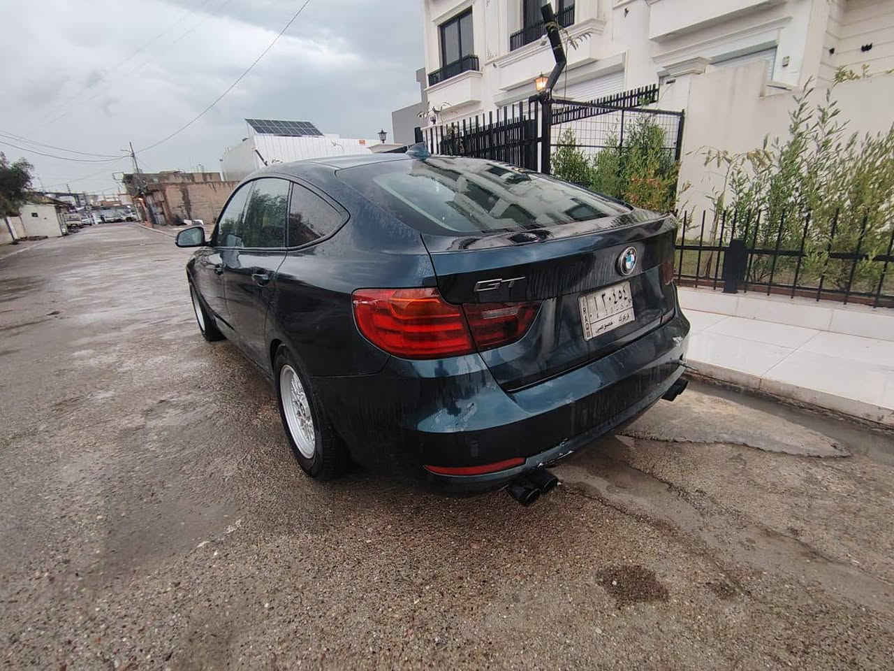 للبيع والمراوس . BMW
موديل 15.  كير عادي 
  سيارة كاز 
   وكالة عامة بسمي 
  كيرومحرك وتبريد عل وضع الشركة
   السعر.   75. 
***********
