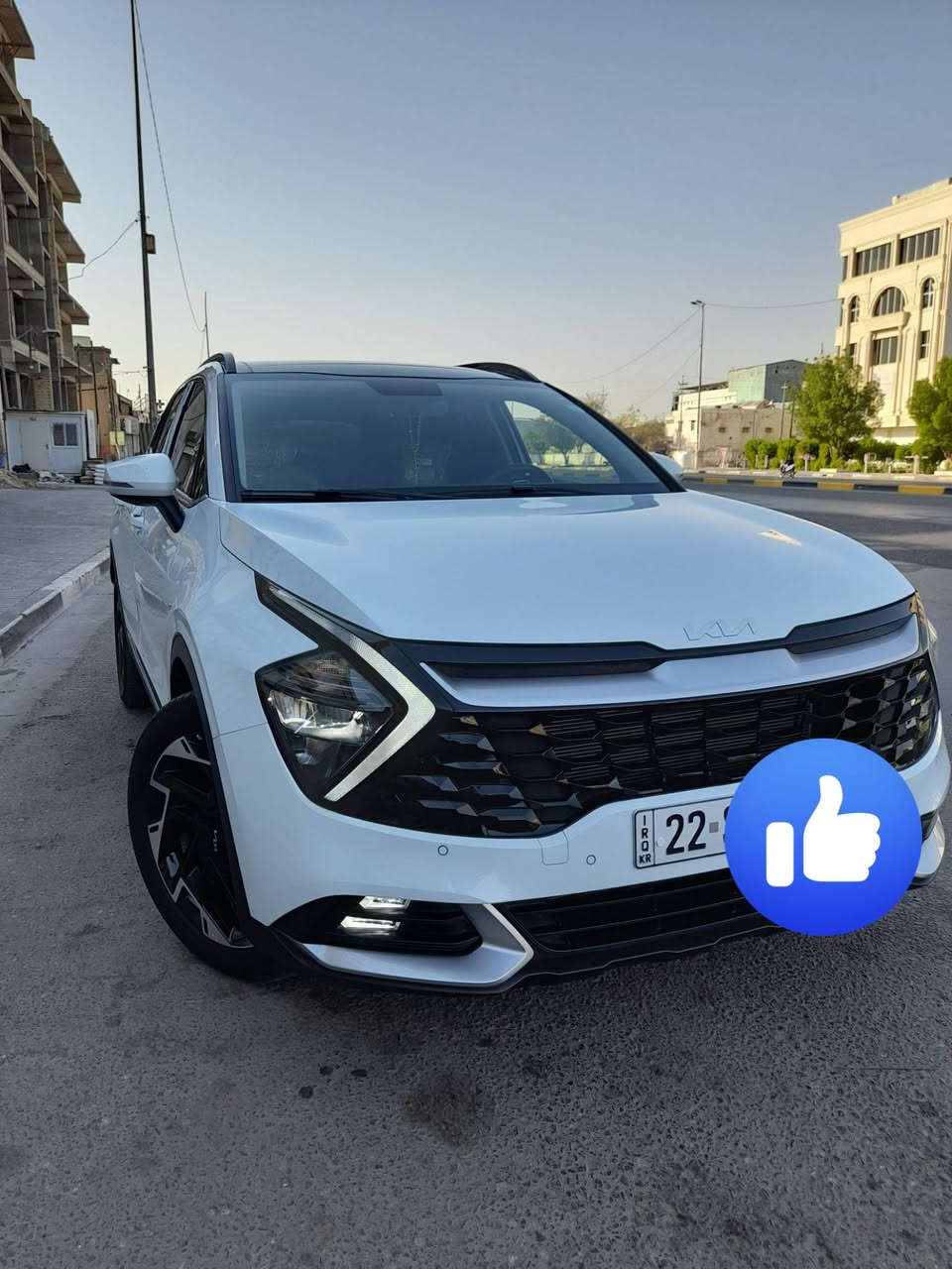 السلام عليكم
كيا سبورتج موديل ٢٤ 
مكفولة كفالة عامة 
فول مواصفات ماشية ١٣ الف
مكاني البصرة 
السعر ٢٣٢
***********
