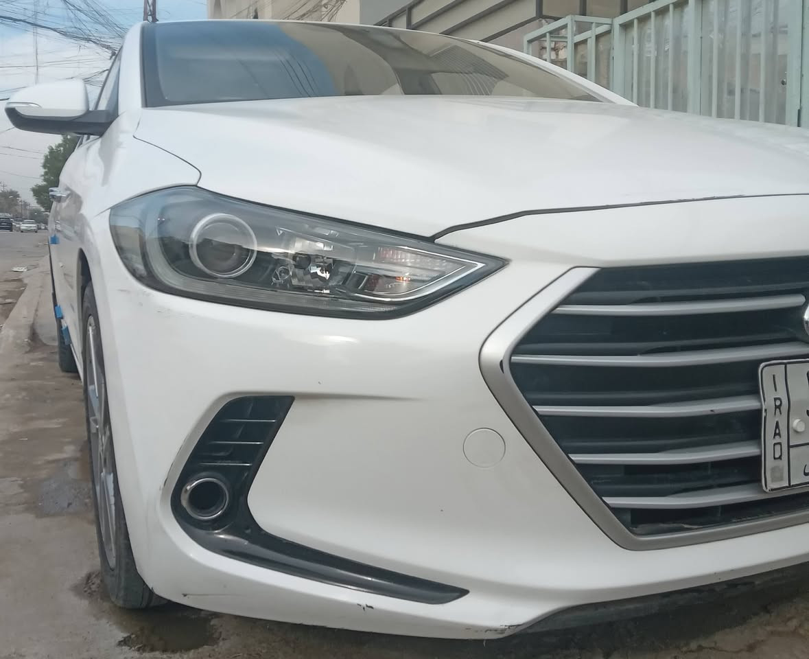 السلام عليكم
للبيع النترا خليجي 2018
باسمنه ماشية 122km
السعر133
بيه تبديل قطعتين بنيد مع جاملغ اصلي شركة 
بدون داخل  اثر طخة خفيفة 
العنوان بغداد الكرخ حي الجهاد 
***********
***********
