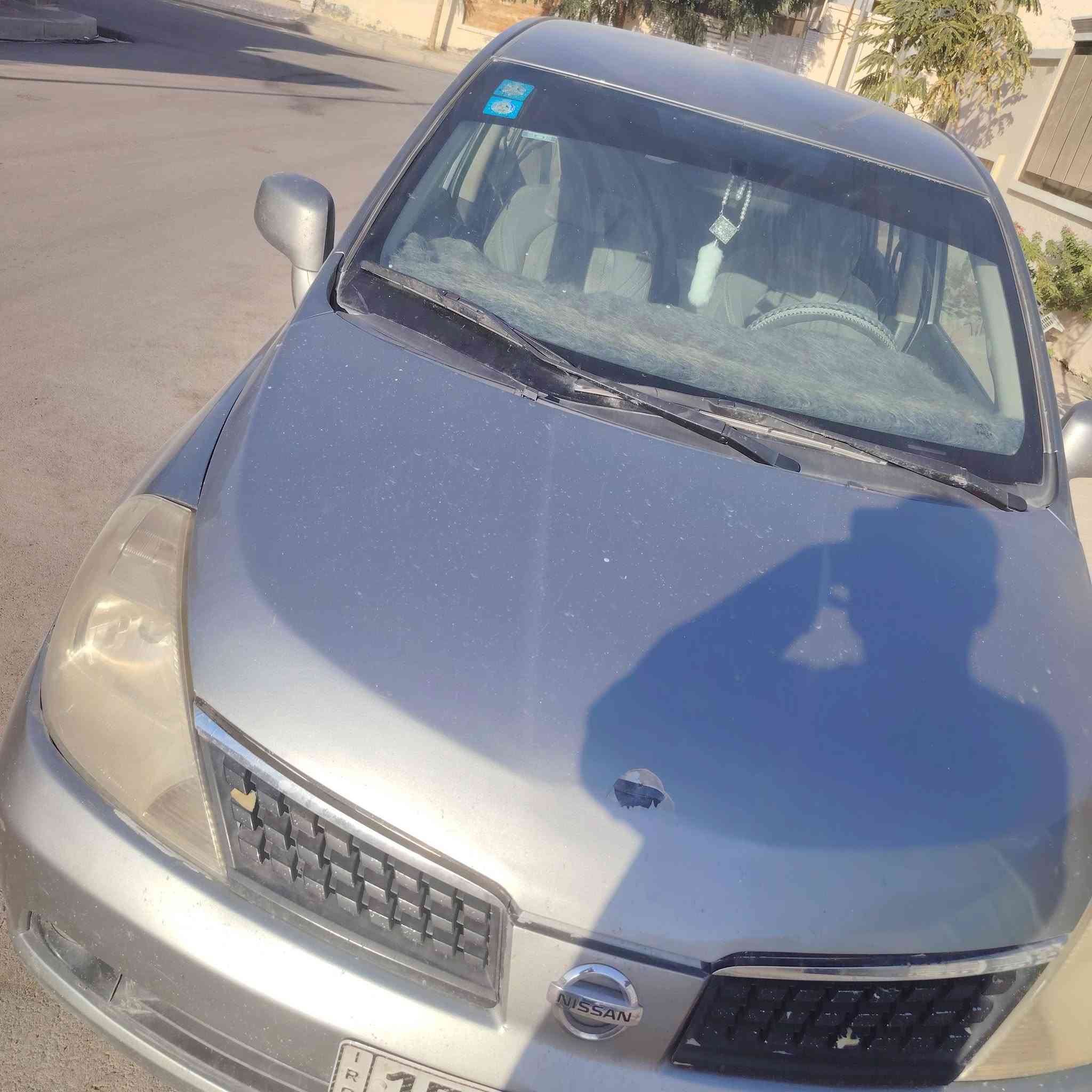 السلام عليكم.. للبيع نيسان فيرسا 2008 گير مكينا تبريد خير من الله بيها صبغ كم قطعه شوف وافحص وبيك خير وتدلل السعر 70وبيها مجال.... مكان السياره الأنبار الفلوجه ***********
