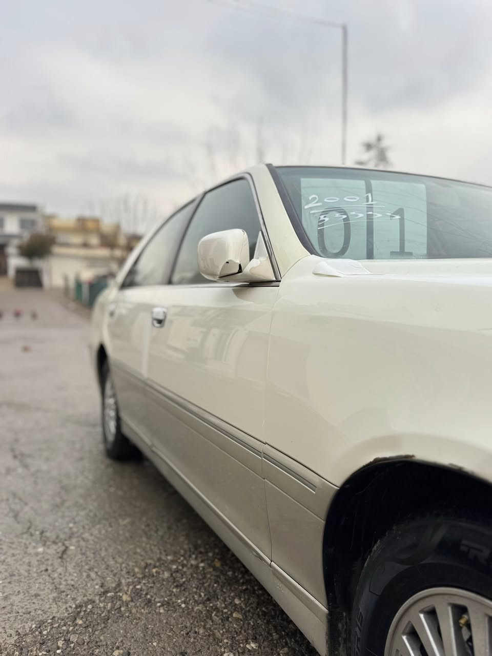 مەلیکە بڕاوە vvt تاقانە ٣٥ گەڵا
خوار هەموو بازاڕ 
2001 
پەردە
کوشن کارەبا
گێڕ و مەکینەی بەشەرت 
نموونەی جوانی 
بێ چاڵ 
سەقفوو شانی شوشەیی
تاقم پێش و دوای چرکەی تیا نیە 
سوکانی بۆشی تیا نیە زۆر خۆشە سوکانی 
سەقفی بۆیاخ نیە بەشەرت ✅
کەڤەر گۆڕاو نیە بەشەرت ✅
ژمارە شانسی بەشەرت✅
سعری خوار هەموو بازاڕ 💣

٣٥ گەڵا

***********
*********** 
ئەدمینی دڵ ♥️
