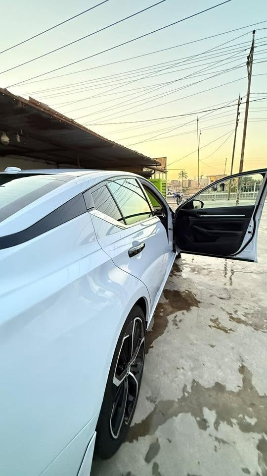 🚗البيع نيسان التيما موديل 2023
لون سموك مميز جداً 
📍رقم بغداد 
📄السياره باسمي مباشره وجاهزه للنقل 

✅SRالرياضيه 
✅ حاله ممتازه والاستعمال نضيف 

✅صور الحادث موجوده 

💰السعر 169

📞اللاستفسار والتواصل 

***********1
