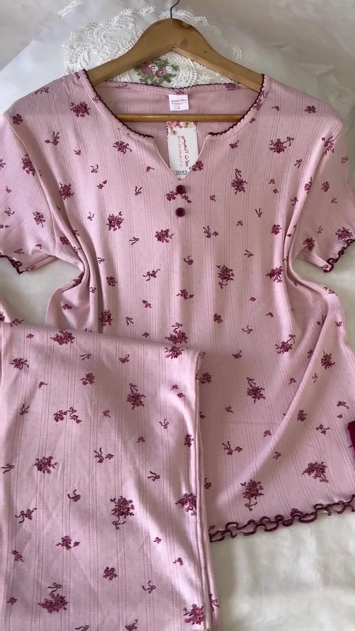 ⁨	⁨	⁨	⁨	السعر16 الف🤍
الخامه تجنن قطني بارد 
القياسات المتوفره 
L xl xxl⁩⁩⁩⁩


**إذا كنت صاحب هذا الإعلان وتريد حذفه لأي سبب، رجاءا أرسل رسالة إلى الدعم الفني**