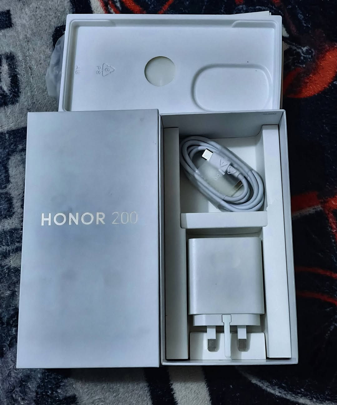 سلام عليكم 
هونر 200 نضافة 100٪ استعمال قليل ملحقاتة غير مستخدمة ذاكرة 256 سعر 325 الف عنوان ناصرية مركز


**إذا كنت صاحب هذا الإعلان وتريد حذفه لأي سبب، رجاءا أرسل رسالة إلى الدعم الفني**