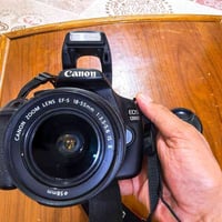 كاميرا كانون • عدسة أصلية • ملحقات كاملة