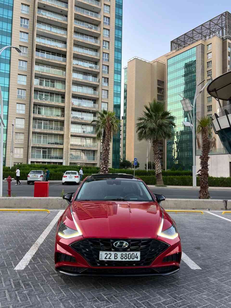 للبيع سوناتا 2021
فول مواصفات Limited  اوتو بارك 
حجم المحرك 1.6 توربو 
مقاعد جلد كهرباء تدفئة وتبريد وخزن ميموري 
تبريد قطعتين شفتات ستيرن هيتر سيترن 
اضاءة داخلية LED /داتاشو يعرض على الجامة الامامية 
سماعات Bose (12) / شحن هاتف لاسلكي 
تشغيل عن بعد بصمة ابواب بصمة صندوق 
اضاءة خارجية زنون LED
بانوراما /حساسات امامية وخلفية 
وبعد بيهه اهواي مواصفات ماذكرتها
صبغ باب وجاملغ خلفي ومكان PDR بدون ايربك 
السعر (155) 
مكان السيارة اربيل 
***********   اتصال او واتساب
