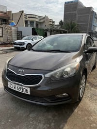 كيا فورتي موديل 2015 لليع وارد امريكي حادثهه باب الصدر والخلفي وتبدلن ...