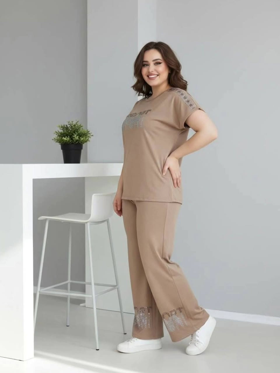 تراك فانيله زبده ماركة 
القياس فري سايز يلبس من وزن ٥٠ لحد ٨٥
السعر ١٢ 
توصيل داخل الديوانيه الفين المحافظات ٥
@إشارة


**إذا كنت صاحب هذا الإعلان وتريد حذفه لأي سبب، رجاءا أرسل رسالة إلى الدعم الفني**