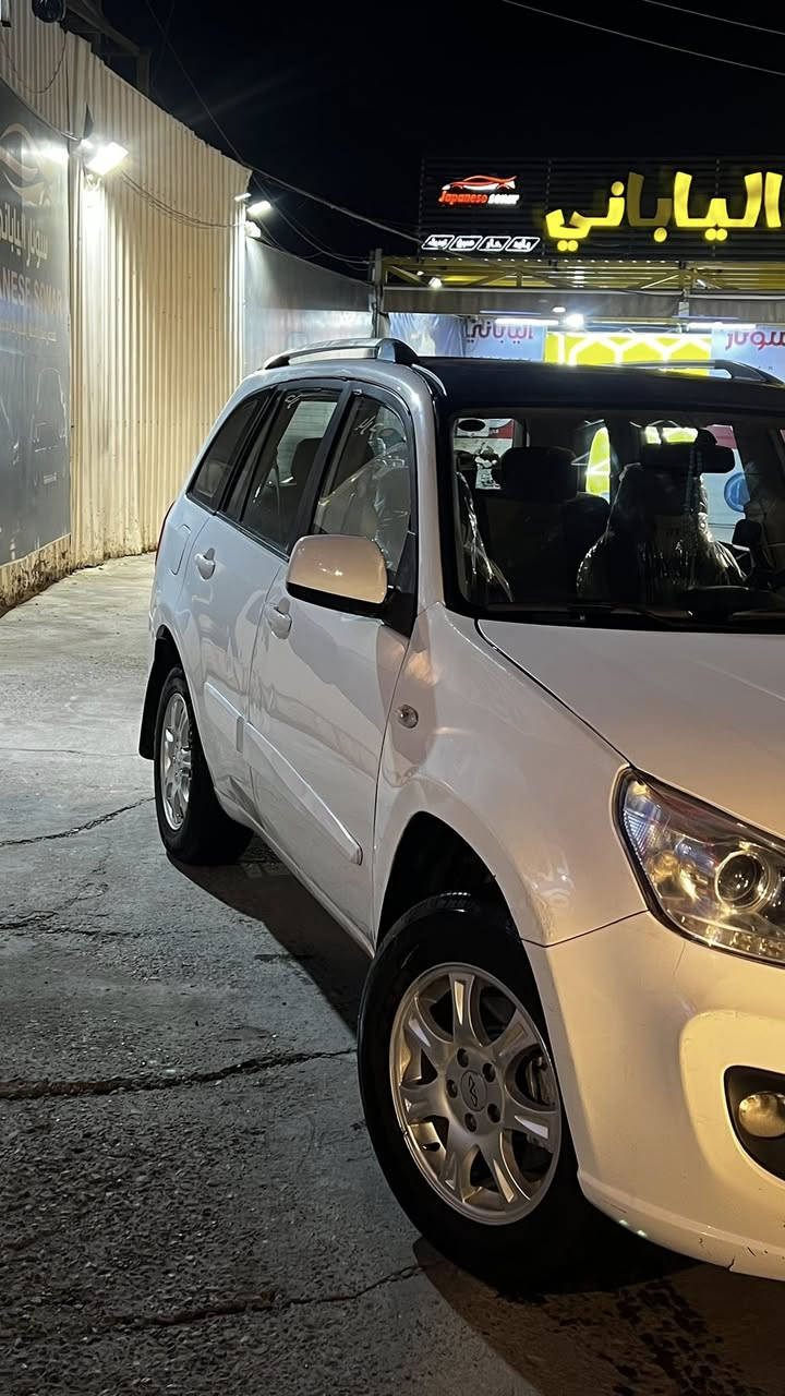 شيري تيكو 2012 بيها قطعه وحده جامله صفحة اليمين مبدل و البنيد و القماره جارده 
كير و مكينه مكفولات  السياره بسمي سنويه ل 2031 هزه جديده و رقم إنكليزي نجف السياره خير من الله و بسمي تحويل ثاني يوم او شوكت ما يعجبك يعني بس تجي تشغل تطلع 
مستعجل على بيعتها السبب محتاج فلوسها  رايدها 59 و بيها مجال العنوان بغداد الشعب 
***********
