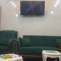 تخم • ١٠ مقاعد • نضيف