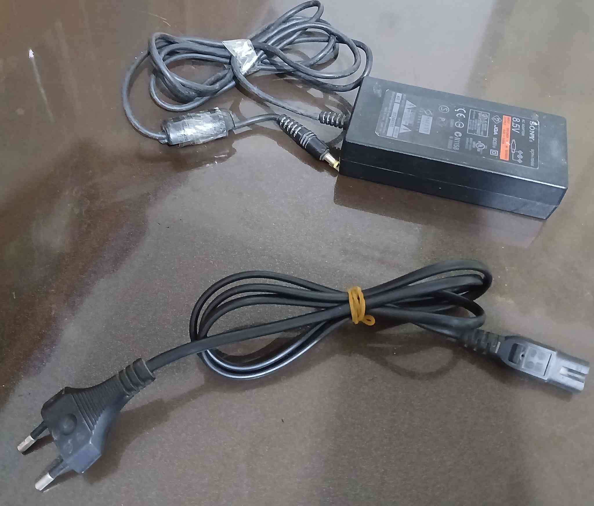 بلي 2 سلم للبيع مع ملحقاته كاملة
نظيف وشغال 100%
السعر 50 ألف
شراي علق وتعال خاص
مكاني ديوانية 
واكو توصيل


**إذا كنت صاحب هذا الإعلان وتريد حذفه لأي سبب، رجاءا أرسل رسالة إلى الدعم الفني**