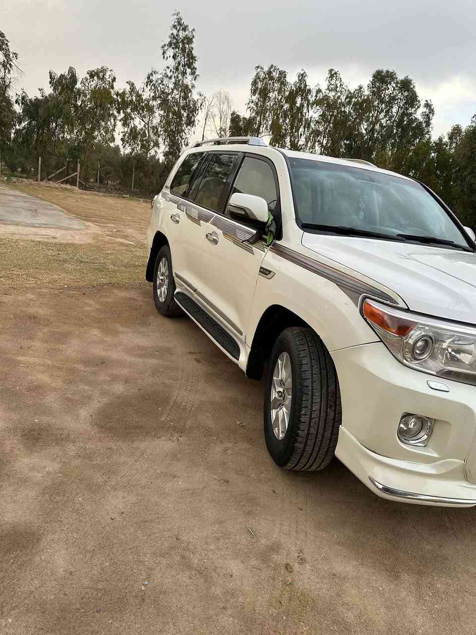 جكساره موديل 2010
رقم اربيل دولي
مواصفات
كامره حساسات
فتحه
مكينه 6سلندر
تحكم كهربائي 
سعر 235
غير متواجد علئ الفيس 
رقم ***********
