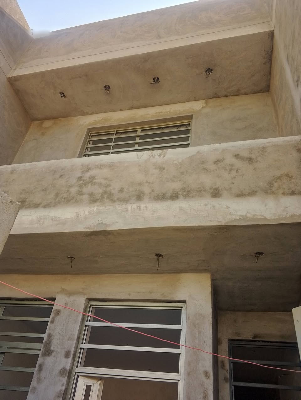 من أحلى العروض بيت للبيع المساحة 100متر الواجهة 5    طابق ونص البناء درجة أولى الرستمية الزهور حي الخليج الاستفسار أو الاتصال وعلى الواتساب *********** زراعي
