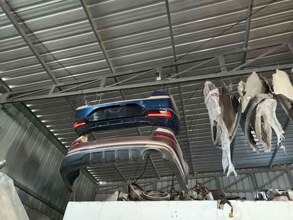 سوق بغداد قطع غيار جميع انواع السيارات الصناعه الثالثه***********
