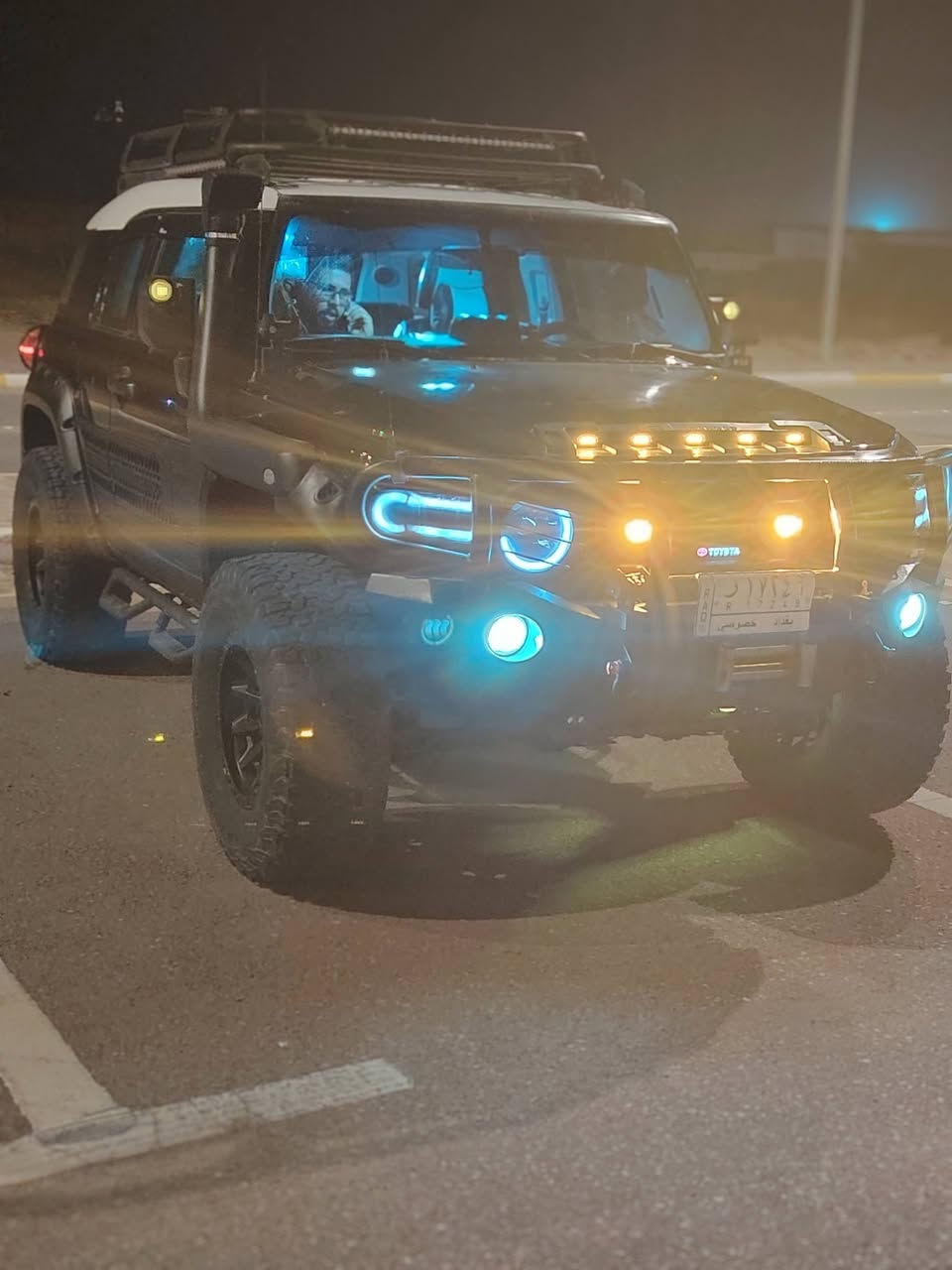 إف جي خليجي للبيع أو مراوس مو ديل ١٣ فور ويل السياره تشغيل عن بعد بصمه مرفعه ولوي اولدمان وأضافت اسبيسرات ويل أصلي فويل وتايرات بفي كودرج امريكي ٣١٥ ٧٠ ١٧ إنتاج جديد ستوني ماخذهن بدون وحيف والسياره مزوده حته من الداخل وسستم صوت ودمام وتويترات وام بلي فاير أصلي امريكي واظافت لد بار أصلي ثلاثة مصاطر امريكي وبعد بيه هواي شغلات واظحه بالصور السياره مابيه أي نقص جازه من كلشي ترايه لدهوك وبالثلوج ***********
