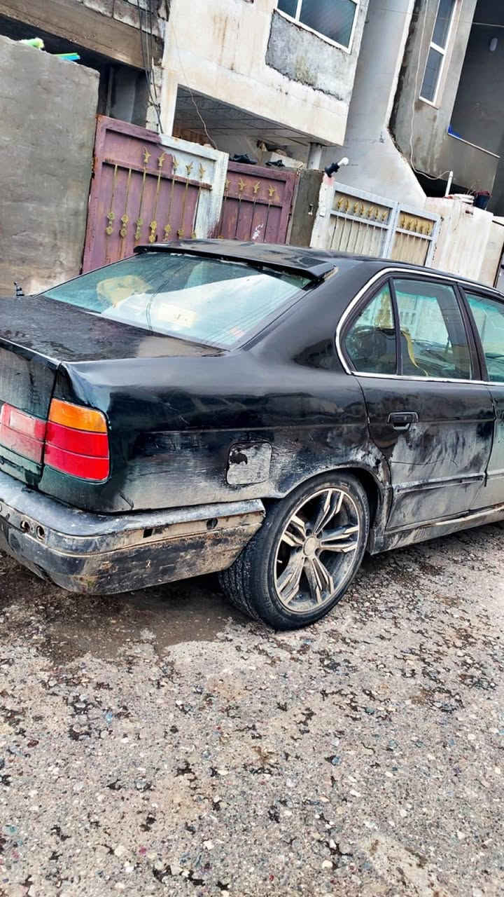 سەرەتا بەناوی خوای گەورە فرۆشتنی خێرا bmw1992 گێرو مەکینە بەشەرت 520 گێر حادی فول ماسافات بەس سلایت نیە پشت و پێشی کەپس   سبوخ حامە لۆ جوانی  واجی و سەنەوێ لەگەڵە  سعریشی 29 وەرەقە و محملەکی برایانەشی تێدایە ڕەقەم تەلەفۆن  واتسەپ *********** شوێن هەولێر کەورگۆسک Singapore
