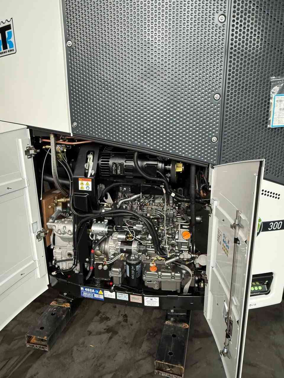 We also have just received a group of NEW Thermoking SLXi 300. Please contact us for more information


**إذا كنت صاحب هذا الإعلان وتريد حذفه لأي سبب، رجاءا أرسل رسالة إلى الدعم الفني**