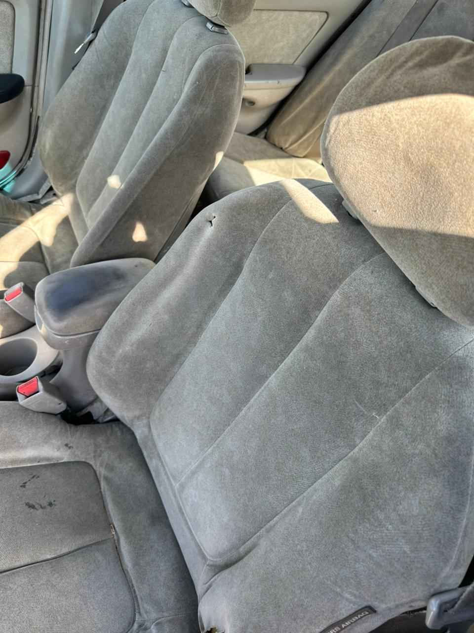 هۆندا ئەلەنترا ۲۰۰۳ گێڕو مەکینەی بەشەرت تەحویلی ئەسڵ ٤ ڕەقەمی  ناو زەرد  نرخی 52 گەڵا و  معامەلەیەکی زۆر کەم  *********** Singapore
